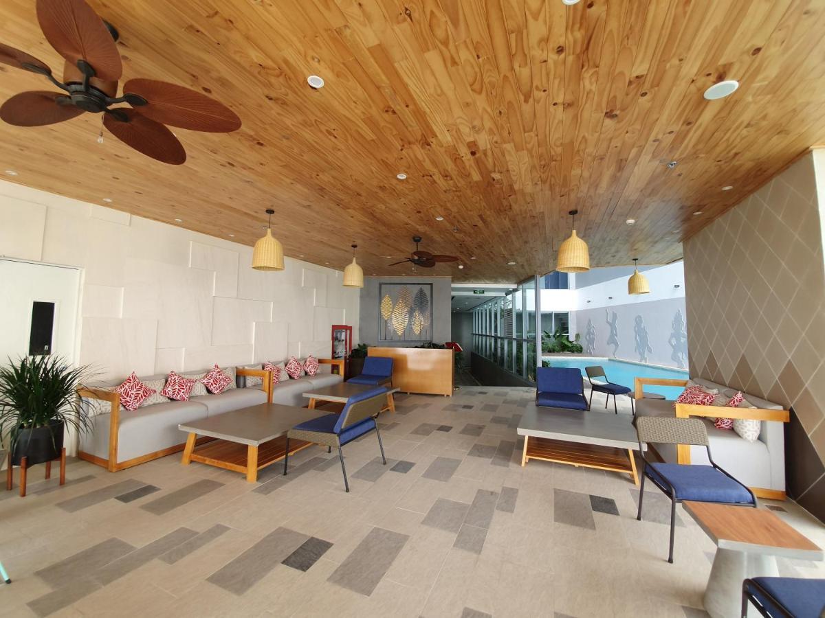 Rollton Ocean View Apartment Nha Trang Exterior foto