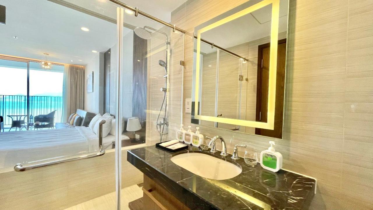 Rollton Ocean View Apartment Nha Trang Exterior foto