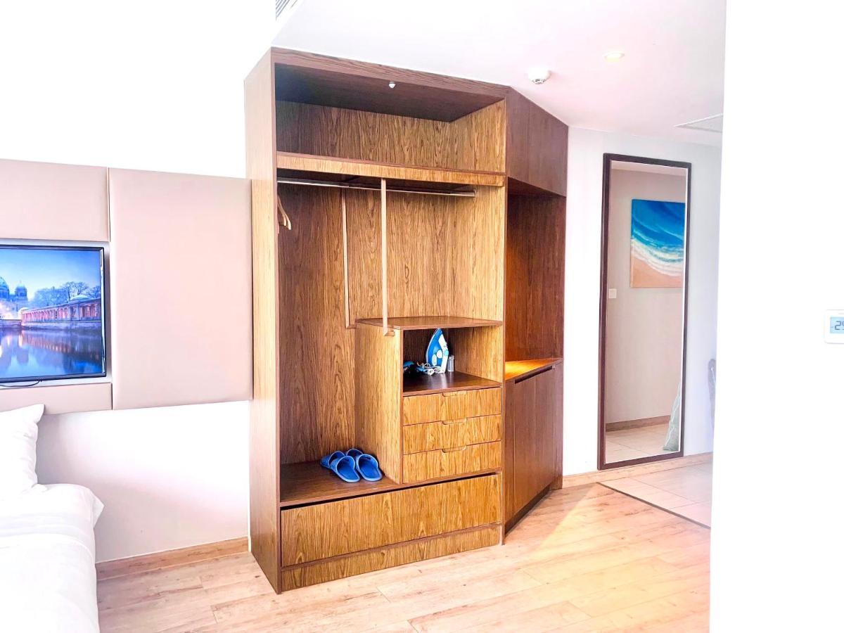 Rollton Ocean View Apartment Nha Trang Exterior foto