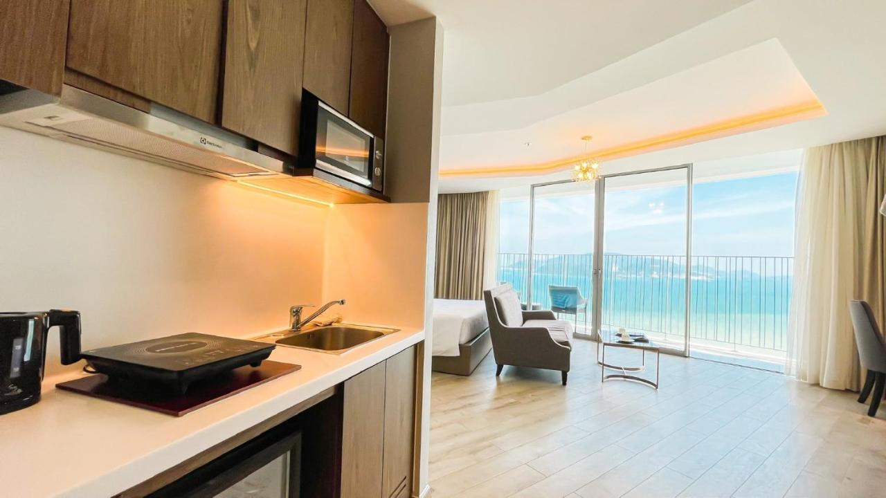 Rollton Ocean View Apartment Nha Trang Exterior foto