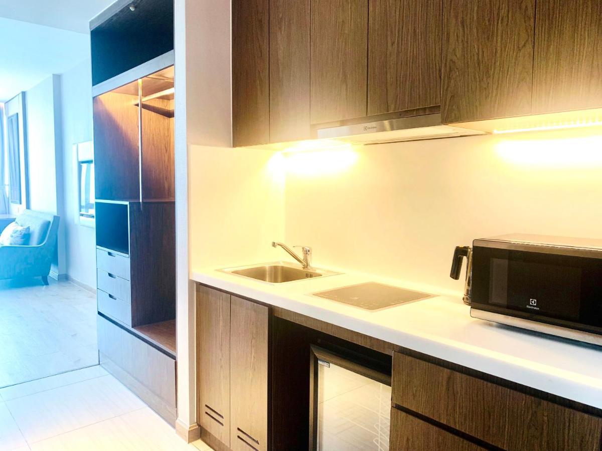 Rollton Ocean View Apartment Nha Trang Exterior foto