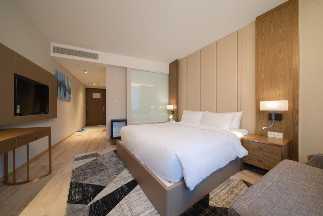 Rollton Ocean View Apartment Nha Trang Exterior foto